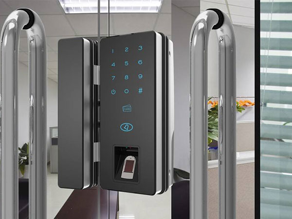 鹤岗市24小时上门开锁公司